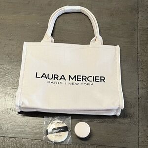 Laura Mercier Tote With Mini Translucent Loose Powder-NWT